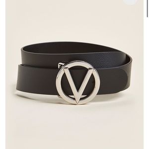 fake valentino belt